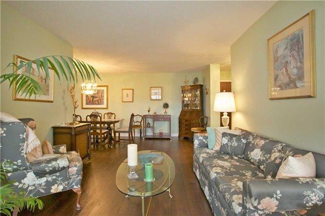 1001 - 100 Antibes Dr, Condo with 2 bedrooms, 1 bathrooms and 1 parking in Toronto ON | Image 8