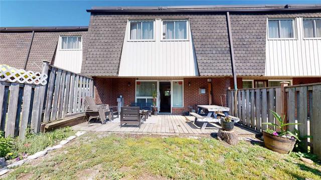 10 Deacon Lane, Townhouse with 4 bedrooms, 2 bathrooms and 1 parking in Ajax ON | Image 13