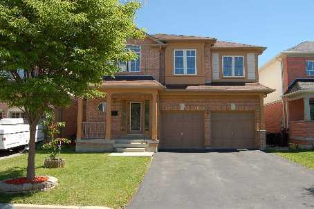 1033 Bradley Terr, House detached with 3 bedrooms, 3 bathrooms and 6 parking in Milton ON | Image 1