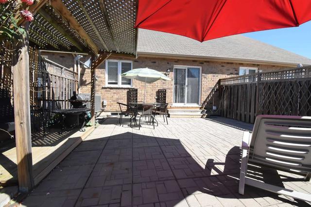 16 Marshall Lane, House attached with 2 bedrooms, 3 bathrooms and 3 parking in St. Catharines ON | Image 31