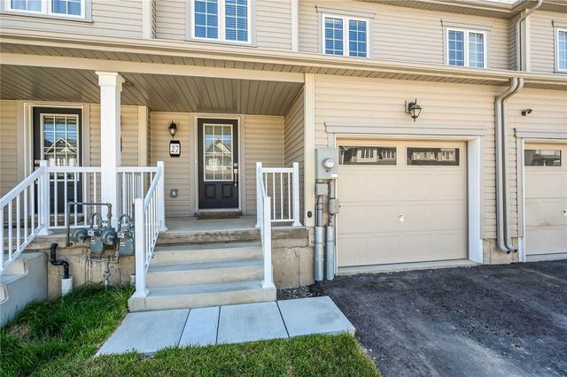 27 Cooke Ave, House attached with 3 bedrooms, 3 bathrooms and 3 parking in Brantford ON | Image 12