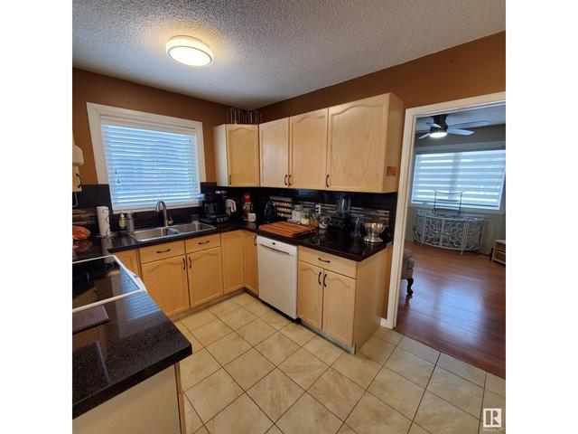 1515 62 St Nw, House attached with 2 bedrooms, 2 bathrooms and 4 parking in Edmonton AB | Image 12