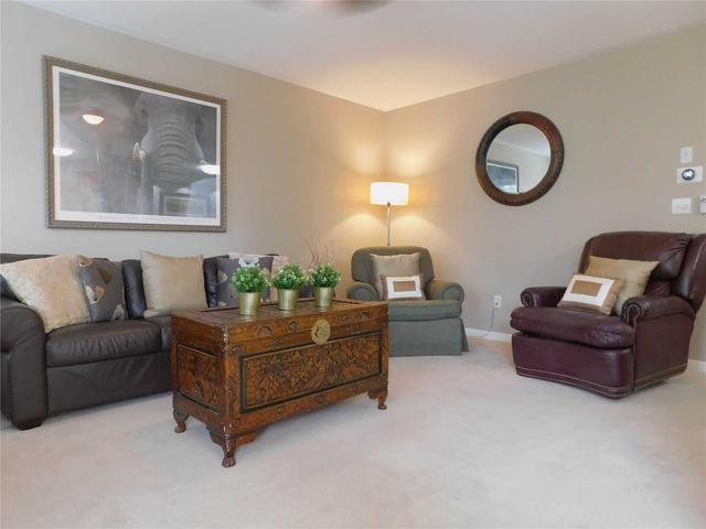 630 Kerr Tr, House attached with 3 bedrooms, 3 bathrooms and 2 parking in Milton ON | Image 36
