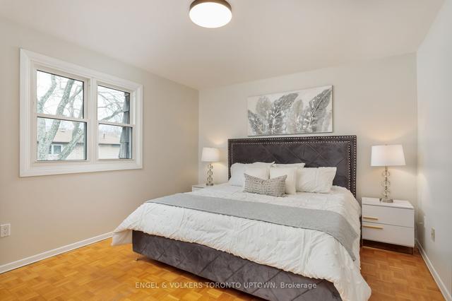 25 Stonedale Plwy, Townhouse with 3 bedrooms, 3 bathrooms and 2 parking in Toronto ON | Image 11