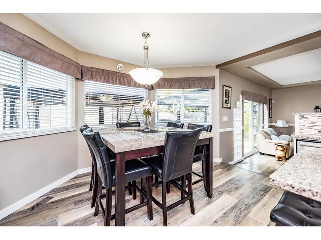 16687 83 Avenue, House detached with 4 bedrooms, 3 bathrooms and 8 parking in Surrey BC | Image 4