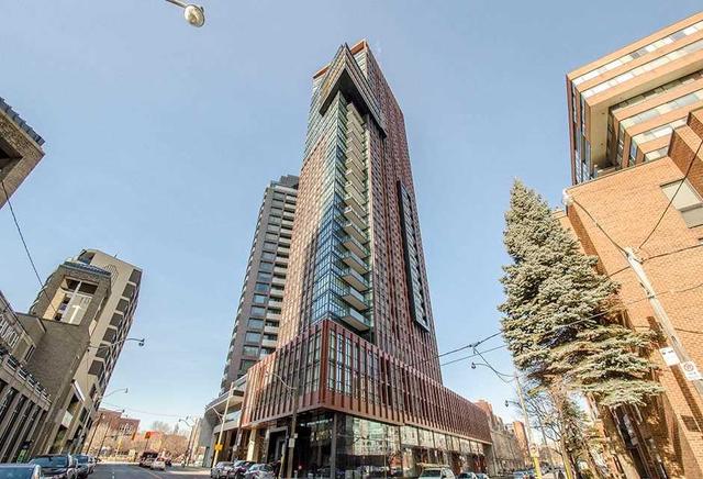 605 - 32 Davenport Rd W, Condo with 2 bedrooms, 2 bathrooms and 1 parking in Toronto ON | Image 12