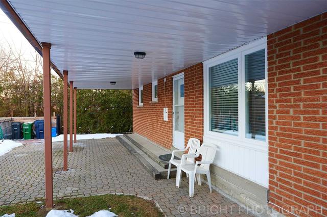 29 Hobart Dr, House detached with 4 bedrooms, 4 bathrooms and 2 parking in Toronto ON | Image 30