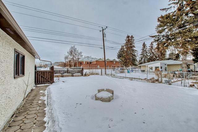 9203 Fairmount Drive Se, House detached with 4 bedrooms, 2 bathrooms and 2 parking in Calgary AB | Image 26