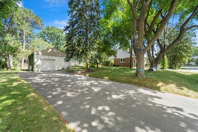 2 Ainsley Gdns, House detached with 3 bedrooms, 1 bathrooms and 5 parking in Toronto ON | Image 12