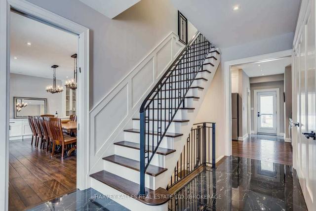 243 Armour Blvd, House detached with 4 bedrooms, 5 bathrooms and 8 parking in Toronto ON | Image 10