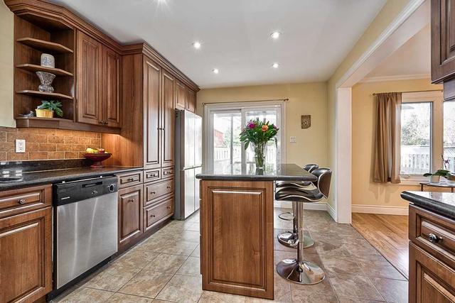 3558 Chartrand Cres, House detached with 4 bedrooms, 4 bathrooms and 4 parking in Mississauga ON | Image 23