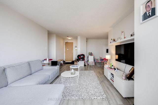 812 - 1101 Steeles Ave W, Condo with 2 bedrooms, 2 bathrooms and 1 parking in Toronto ON | Image 20