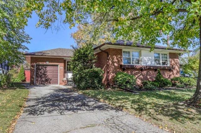 24 Trophy Dr, House detached with 3 bedrooms, 2 bathrooms and 5 parking in Toronto ON | Image 1