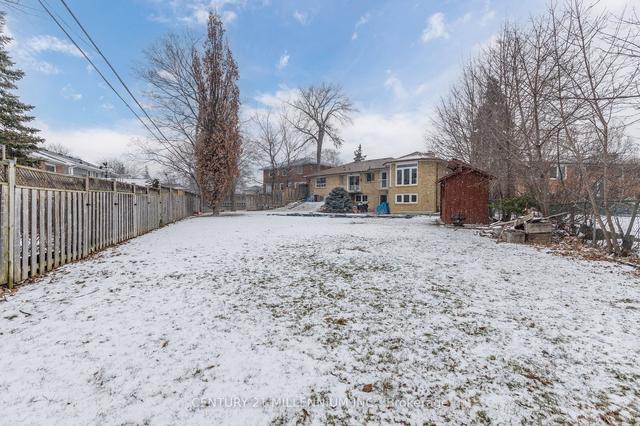 12 Boxbury Rd, House detached with 3 bedrooms, 3 bathrooms and 6 parking in Toronto ON | Image 26