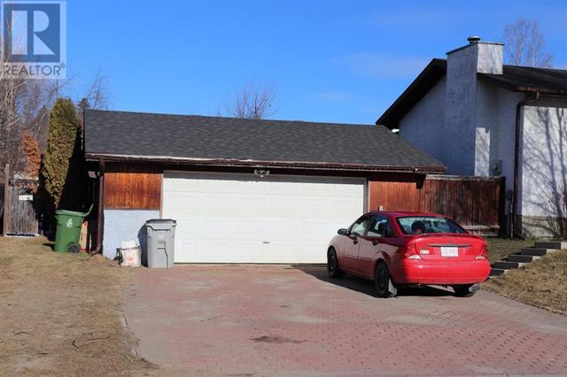 5401 15 Avenue, House detached with 4 bedrooms, 4 bathrooms and 4 parking in Edson AB | Image 2