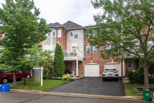 1221 Mcdowell Cres, House attached with 2 bedrooms, 2 bathrooms and 3 parking in Milton ON | Image 1