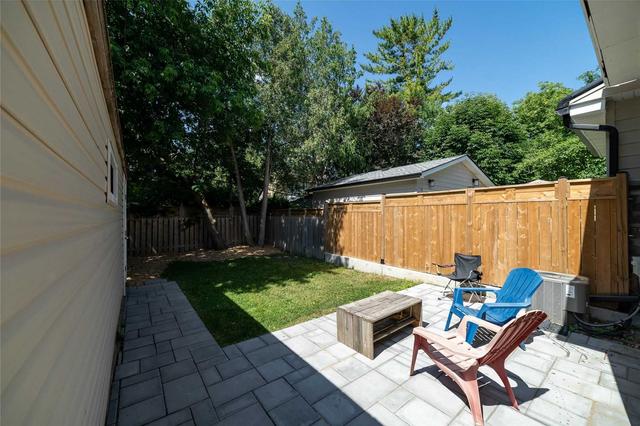 30 Varsity Rd, House semidetached with 3 bedrooms, 2 bathrooms and 5 parking in Toronto ON | Image 21