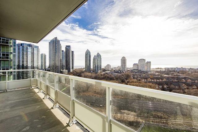 1304 - 251 Manitoba St, Condo with 2 bedrooms, 2 bathrooms and 1 parking in Toronto ON | Image 10