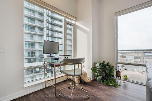 507 - 2560 Eglinton Ave W, Condo with 2 bedrooms, 2 bathrooms and 1 parking in Mississauga ON | Image 8