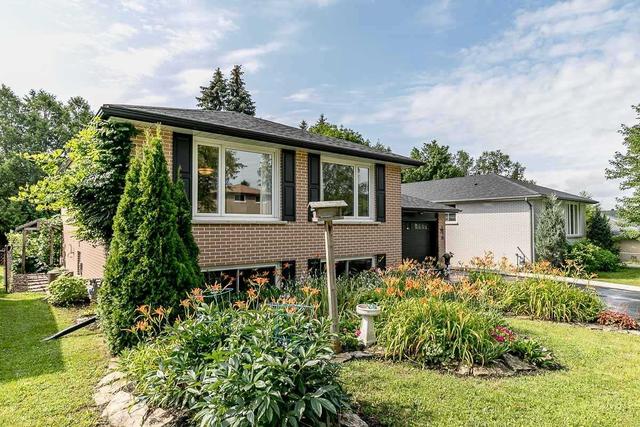 225 Rose St, House detached with 3 bedrooms, 2 bathrooms and 3 parking in Barrie ON | Image 12