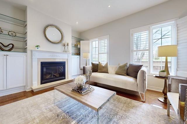 124 Sandwood Dr, House detached with 4 bedrooms, 4 bathrooms and 6 parking in Vaughan ON | Image 5