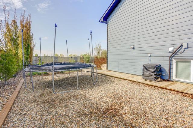 609 10 Avenue, House detached with 3 bedrooms, 2 bathrooms and 4 parking in Barnwell AB | Image 7
