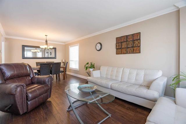 82 Downer Cres, House detached with 3 bedrooms, 3 bathrooms and 9 parking in Wasaga Beach ON | Image 3