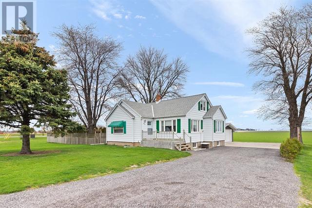 368 Highway 77, House detached with 3 bedrooms, 1 bathrooms and null parking in Leamington ON | Card Image