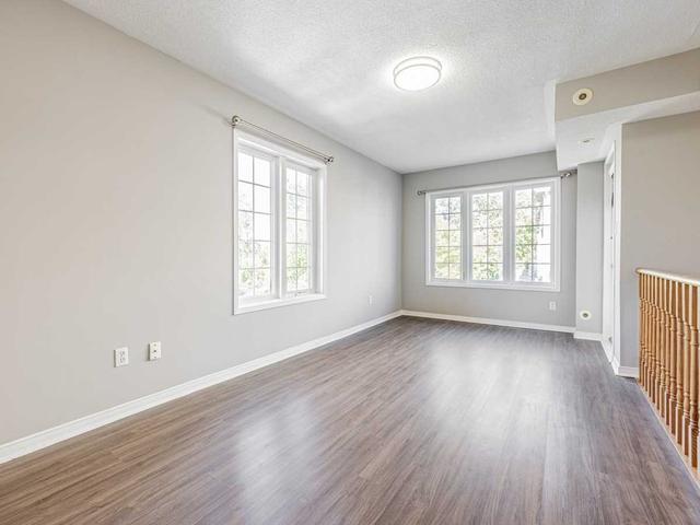 3 - 200 Mclevin Ave, Townhouse with 2 bedrooms, 1 bathrooms and 1 parking in Toronto ON | Image 21