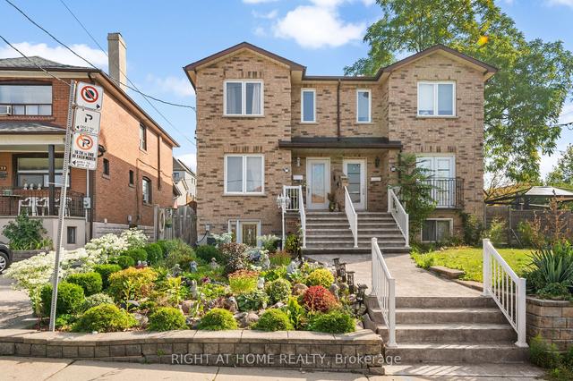471b Northcliffe Blvd, House semidetached with 3 bedrooms, 3 bathrooms and 3 parking in Toronto ON | Image 1