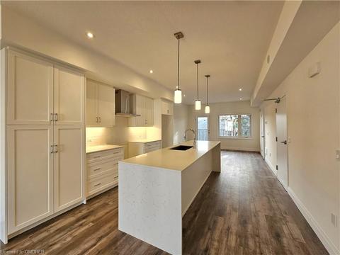 21 Lily Lane, House attached with 3 bedrooms, 2 bathrooms and 1 parking in Guelph ON | Card Image