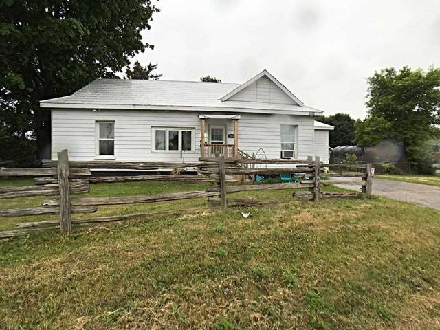 9806 Highway 12, House detached with 5 bedrooms, 2 bathrooms and 7 parking in Oro Medonte ON | Image 17