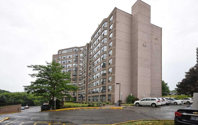 302 - 250 Davis Dr, Condo with 2 bedrooms, 2 bathrooms and 2 parking in Newmarket ON | Image 1