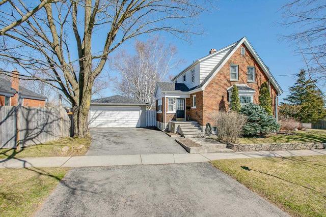 168 Cadillac Ave N, House detached with 3 bedrooms, 2 bathrooms and 5 parking in Oshawa ON | Image 12