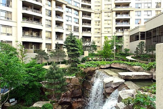 1225 - 3888 Duke Of York Blvd, Condo with 3 bedrooms, 2 bathrooms and 1 parking in Mississauga ON | Image 31