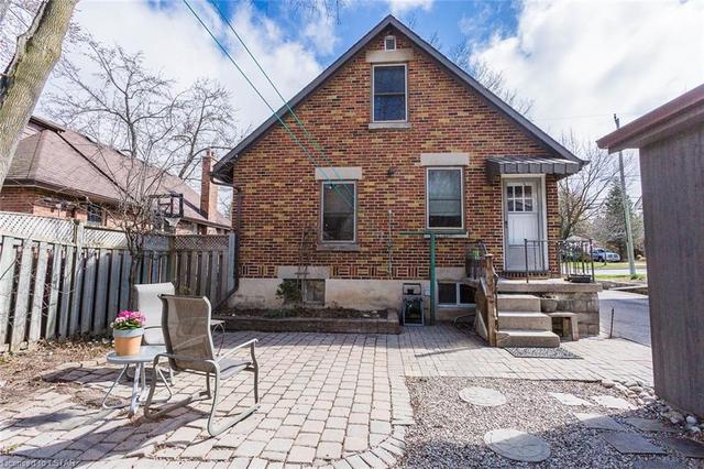 275 Edward Street, House detached with 3 bedrooms, 2 bathrooms and 4 parking in London ON | Image 35