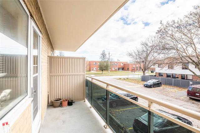 216 - 936 Glen St, Condo with 2 bedrooms, 1 bathrooms and 1 parking in Oshawa ON | Image 7