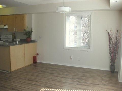 202 - 12 Sudbury St, Townhouse with 3 bedrooms, 1 bathrooms and 1 parking in Toronto ON | Image 5