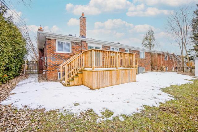 8 Derwent Crt, House detached with 3 bedrooms, 4 bathrooms and 6 parking in Toronto ON | Image 32