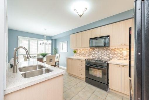 15 Sivyer Cres, House detached with 4 bedrooms, 3 bathrooms and 2 parking in Ajax ON | Image 9