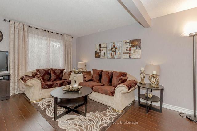 88 Carleton Pl, Townhouse with 4 bedrooms, 3 bathrooms and 2 parking in Brampton ON | Image 40