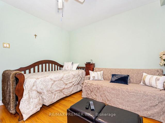 85 Earlscourt Ave, House detached with 3 bedrooms, 2 bathrooms and 2 parking in Toronto ON | Image 10