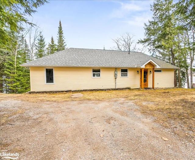 1024 Marys Lane, House detached with 3 bedrooms, 1 bathrooms and 5 parking in Algonquin Highlands ON | Image 12