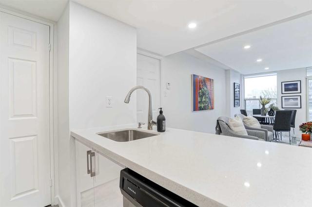 412 - 701 King St W, Condo with 2 bedrooms, 2 bathrooms and 1 parking in Toronto ON | Image 26