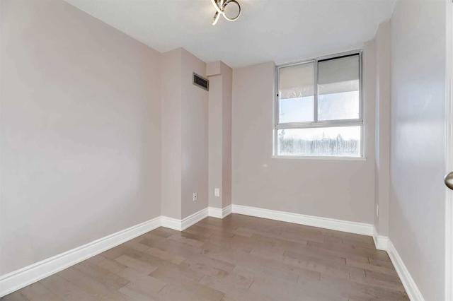 304 - 234 Albion Rd, Condo with 3 bedrooms, 2 bathrooms and 1 parking in Toronto ON | Image 18