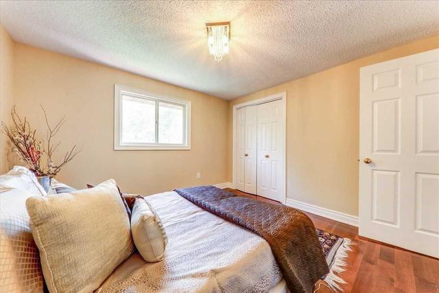 3 Fearn Cres, House detached with 4 bedrooms, 4 bathrooms and 6 parking in Ajax ON | Image 15