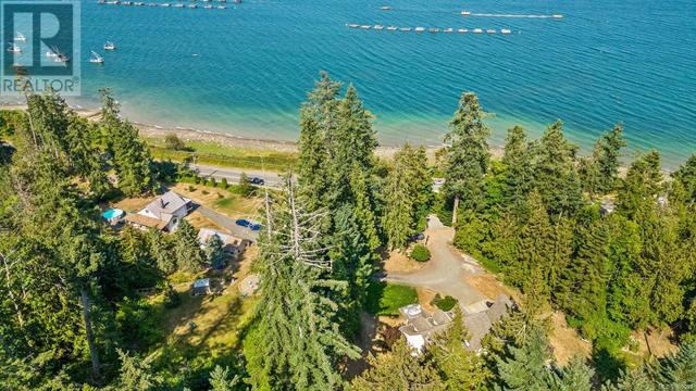 6249 Island Hwy, House detached with 3 bedrooms, 3 bathrooms and 8 parking in Comox Valley A BC | Image 9