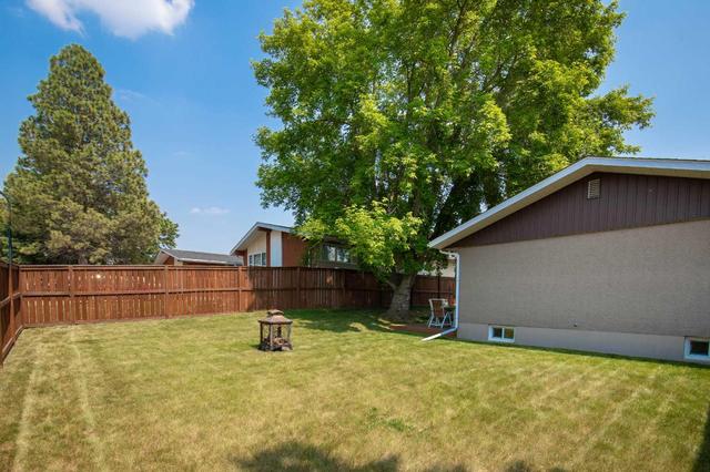 48 Sherwood Crescent, House detached with 4 bedrooms, 2 bathrooms and 4 parking in Red Deer AB | Image 29