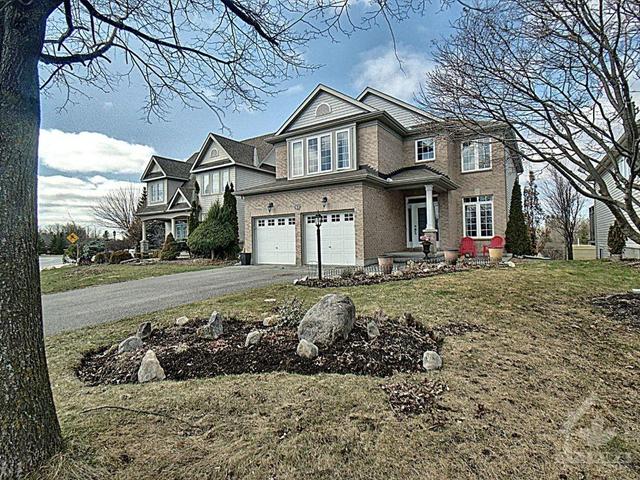62 Riverstone Drive, House detached with 4 bedrooms, 4 bathrooms and 6 parking in Ottawa ON | Image 1
