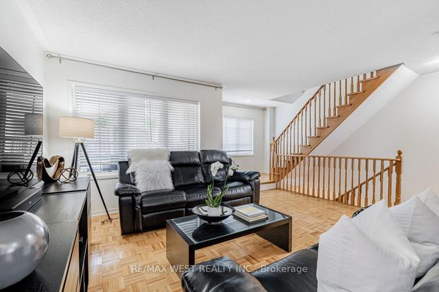 th18 - 375 Cook Rd, Townhouse with 3 bedrooms, 2 bathrooms and 3 parking in Toronto ON | Image 28